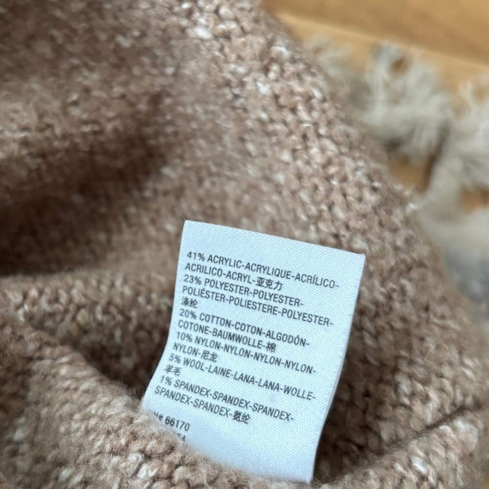 Anthropologie Cropped V-Neck Sweater in Heathered Taupe - Picture 5 of 5